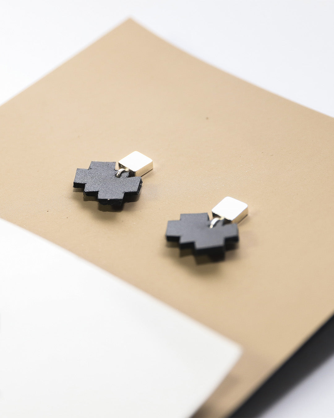 BlackSheeps Earrings – Isotype Edition